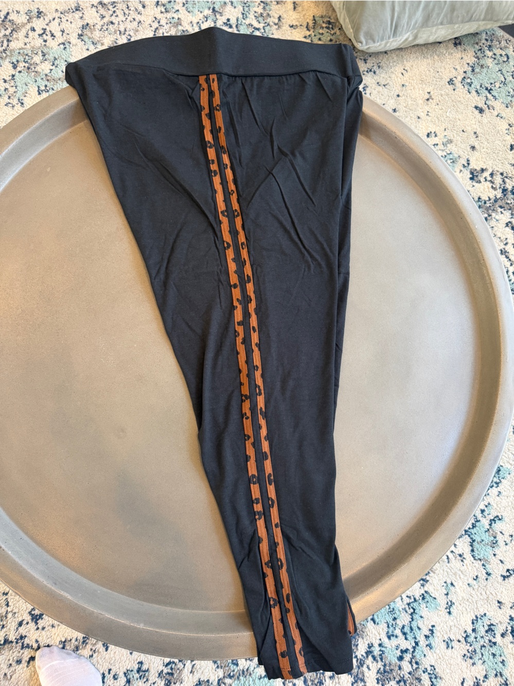 Urban Diction High-Waist Black Leggings with Leopard Side Stripe NEW - Picture 5 of 9